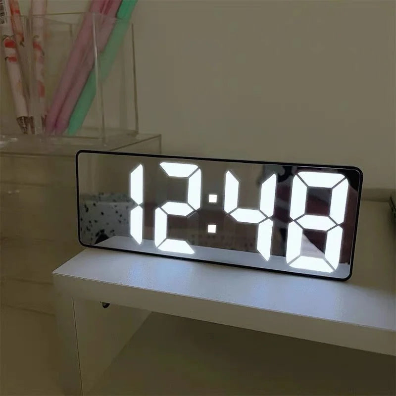 Despertador Digital LED com Termômetro e Luz Noturna para Quarto, Escritório e Viagem
